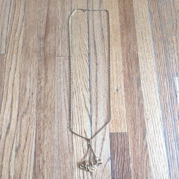 Vintage Trifari long chain necklace with 3 charms 1955-69 - Picture 7 of 10